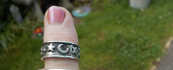 Size 7 Celestial Outer Space Planetary Delight St… - image 1