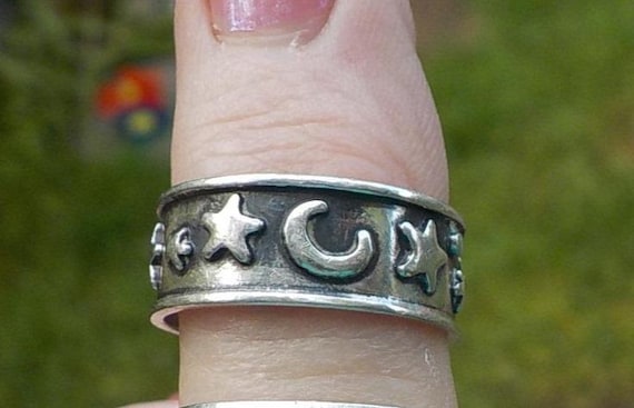 Size 7 Celestial Outer Space Planetary Delight St… - image 1