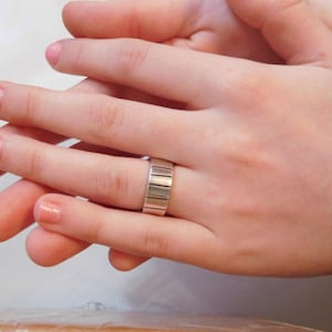 Size 6 Sterling Silver Vintage 925 Mexico Band Wide Thick Grooved Stamped Ring