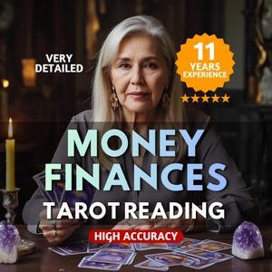 Könnte beinhalten: Eine Frau mit grauem Haar hält Tarotkarten. Der Text überlagert "MONEY FINANCES TAROT READING" und "HIGH ACCURACY". Ein goldenes Abzeichen zeigt "11 YEARS EXPERIENCE".