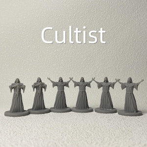Pode incluir: Um conjunto de seis figuras cinzentas em miniatura de cultistas com capuz. As figuras estão em bases circulares, algumas com os braços estendidos. A palavra "Cultist" está escrita em branco acima das figuras.