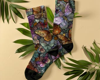 Glasmalerei-Design-Schmetterlingssocken, Unisex, bunte Mosaik-Schmetterlingskunst, künstlerisches Geschenk für Frauen & Kunstliebhaber, Vintage-Kunstsocken
