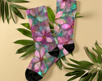 Calcetines unisex con diseño de vitrales y pétalos de acuarela. Elegante estampado botánico. Regalo artístico para amantes del arte. Delicadas flores de acuarela.