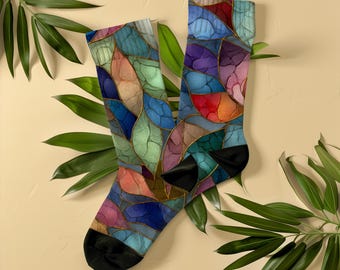 Calcetines unisex con vitrales multicolores, elegante estampado botánico, hojas, regalo artístico para amantes del arte, calcetines coloridos de estilo cottagecore.