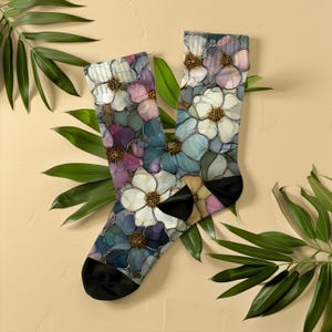 Stained Glass Design Floral Socks, Unisex, Elegant Botanical Pattern, Artistic Gift for Women & Art Lovers, Vintage Art Socks
