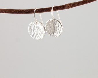 Hammered dangle silver earrings Simple sterling circle earrings for women Modern classic metalwork