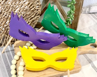 Mardi Gras Mask, Wooden Mardi Gras decor, Shelf Sitter, Tiered Tray Decor, Wooden Shelf Sitter, Nola Decor