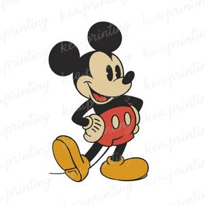 Puede incluir: Ilustración de estilo vintage de Mickey Mouse en pose de caminar. Mickey se representa con orejas negras, cara color canela, pantalones cortos rojos, zapatos amarillos y guantes blancos. Su boca está abierta en una sonrisa.