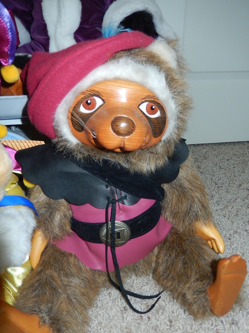 RAIKES wooden Bears ROYAL familyQueen MaryKing WilliamMaid Etsy