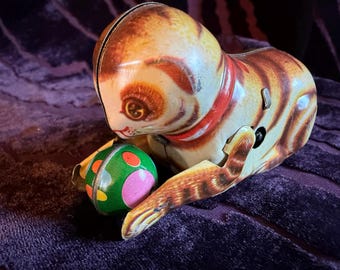 Wind up tin litho cat 1950s toy-flipping over cat-
