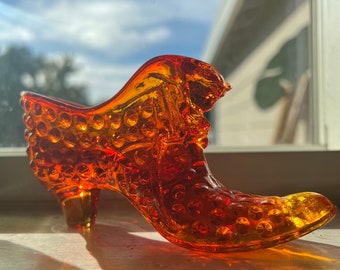 Fenton Amberina Orange Glass Slipper shoe with Draping Cat Head Fenton Hobnail Glass Shoe Fenton Boot with Cat Figurine Collectible glass