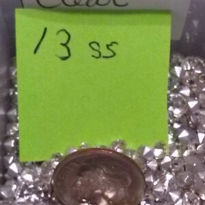 1 Gross (144) 13ss/3.2mm-3.3mm Vintage Chatons Brilliant Preciosa  Rhinestones