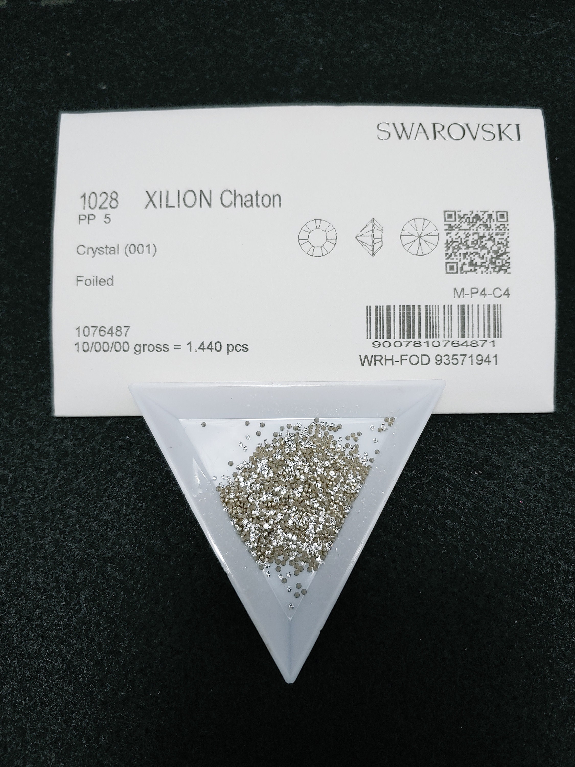 Lot of 12 PP5 2SS 1.2mm-1.3mm SWAROVSKI Xilion RHINESTONES