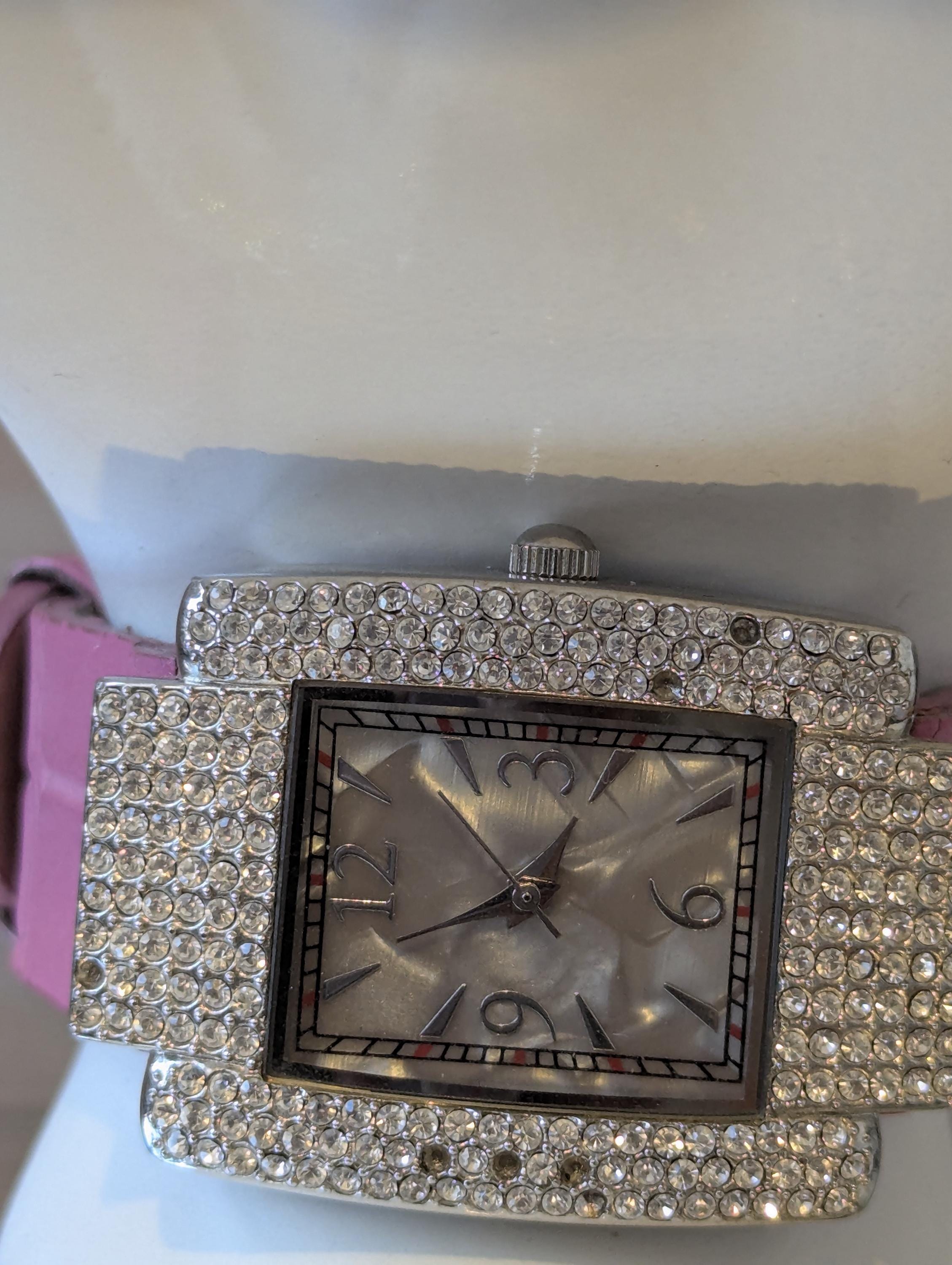 Quartz Vintage Y2K chunky pink rhinestone silver tone watch Y2K Pink Gem Bracelet Watch – Holy Thrift main image 3