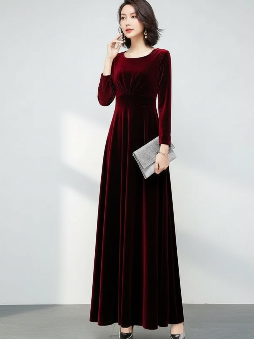 Autumn Winter Women Golden Velvet Dress Long Sleeve Loose Maxi Dress Elegant Solid Color Gown