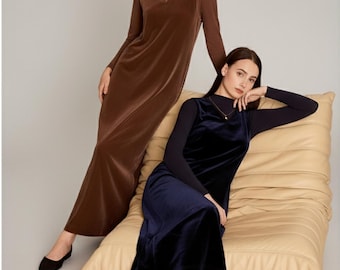 Conjunto elegante de dos piezas para mujer, otoño/invierno 2026: blusa de malla modal y vestido largo de terciopelo con cuello en V. Conjunto de noche de alta calidad.