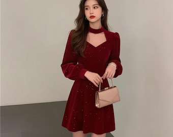 Samt Herz Design Rotes Kleid | Elegantes Weihnachtskleid Midskirt | Benutzerdefinierte Winter-Party-Outfit | Frauen Silk Feel Urlaubskleid 2025