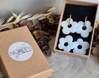 Discovery Box - Pendientes de aro clásicos y borlas Bloom - perlados y botánicos - joyería modular