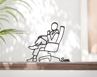 Personlig VD-figur - Minimalistisk linjekonstskulptur