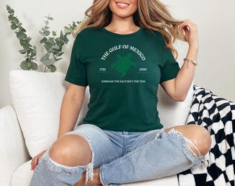 Camiseta con gráfico de tortuga del Golfo de México: Camiseta retro de playa con atardecer