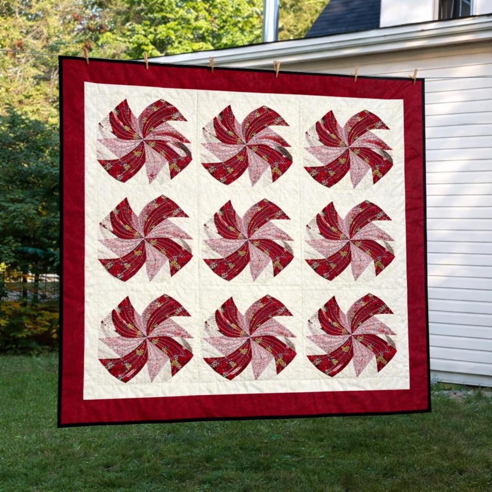 Peppermint Swirl Quilt Pattern - Etsy