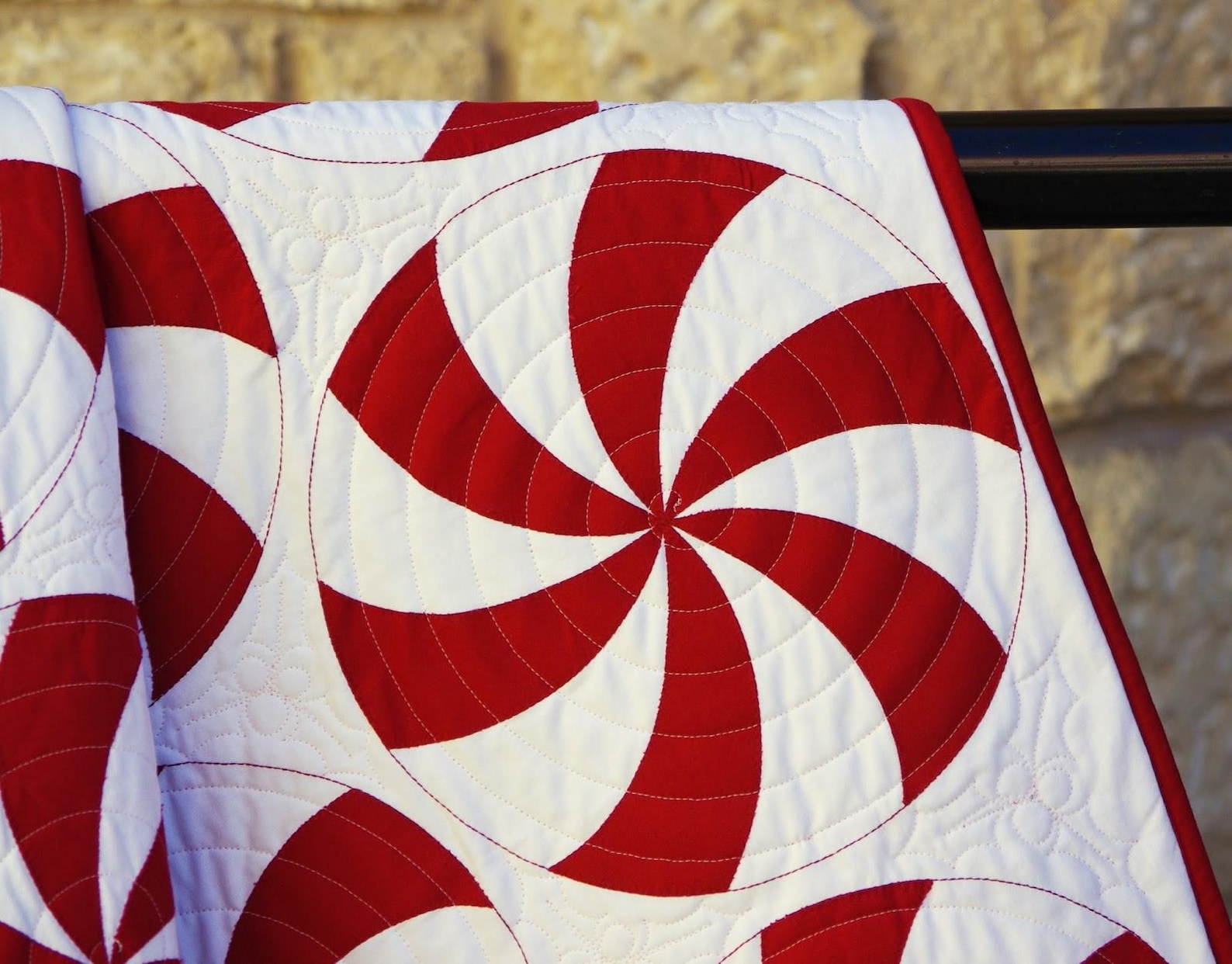 Peppermint Swirl Quilt Pattern - Etsy