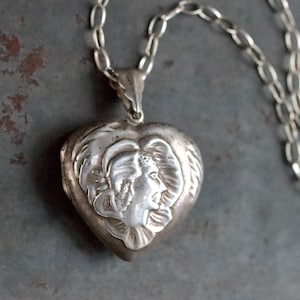 Art Nouveau Heart Locket Necklace Sterling Silver Chunky Photo Keepsake Pendant on Belcher Chain Vintage Oxidised Layering Jewellery image 1