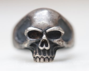 Solid Silver Skull Ring Size M - Sterling Silver Rocker Size 6.5 - Vintage Oxidised Punk Rock Jewellery