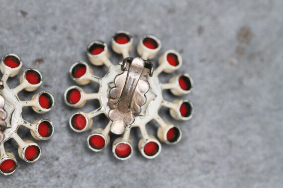 Beige and Red Flowers Clip on Earrings - 1960s At… - image 10