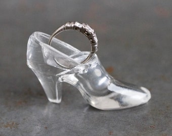 Crystal Slipper Ring Holder - Clear Acrylic Miniature Shoe Ring Display Ornament - Vintage Boho Boudoir