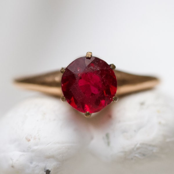 Art Deco Red Solitaire Ring size N - Rolled Gold Antique Engagement Ring size 6.5 - Faux Ruby Vintage Oxidised Cocktail Jewellery