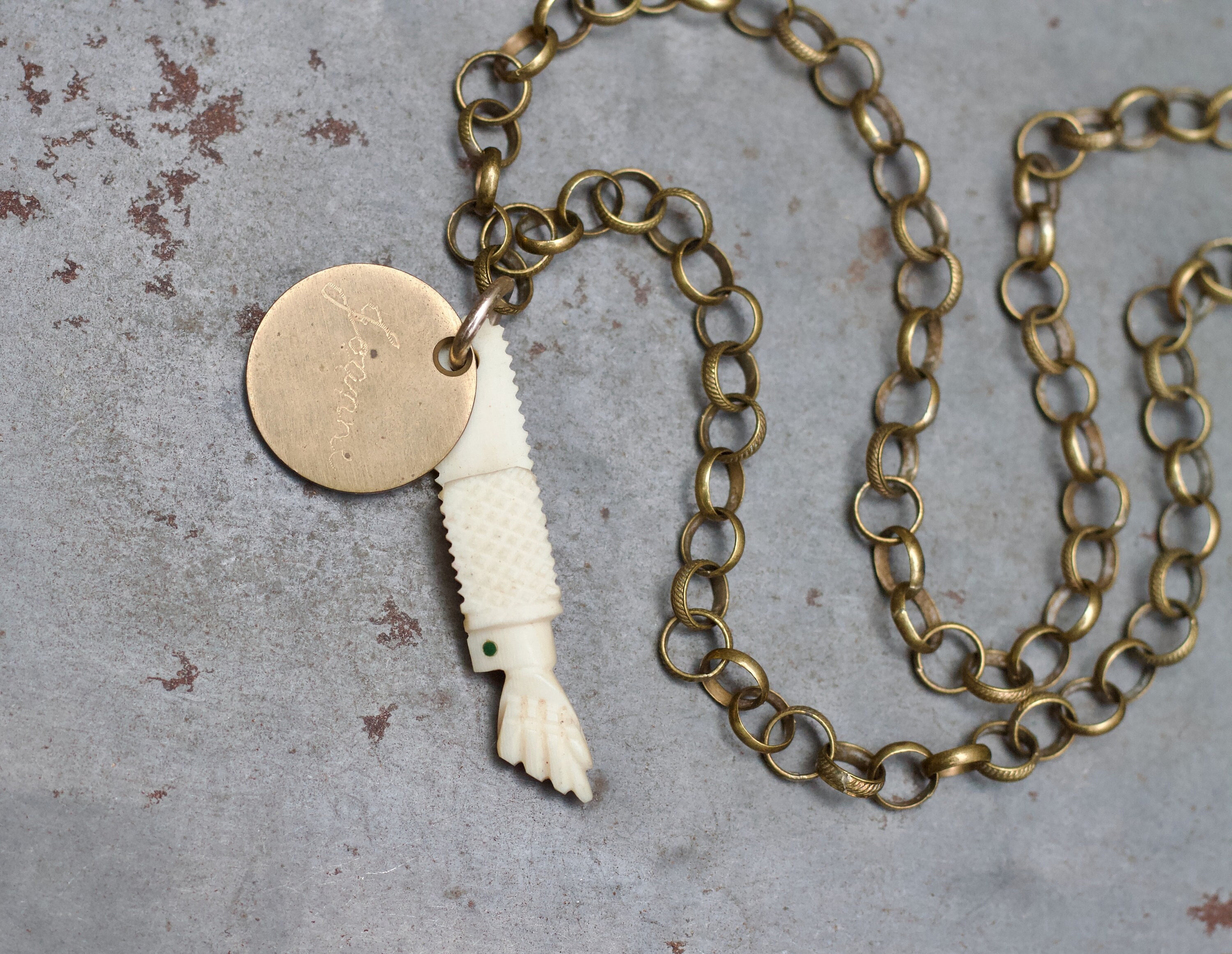 Fig sign hotsell jewelry