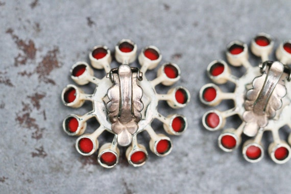 Beige and Red Flowers Clip on Earrings - 1960s At… - image 9