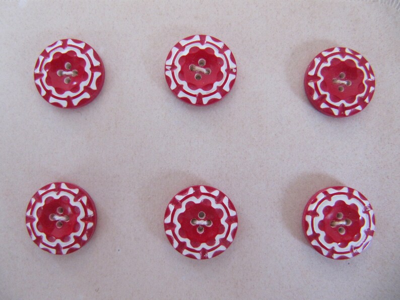1930s casein buttons 13mm galalith red /& white 12 Christmas peppermint candy button gifts for her 24 vintage Art Deco plastic buttons