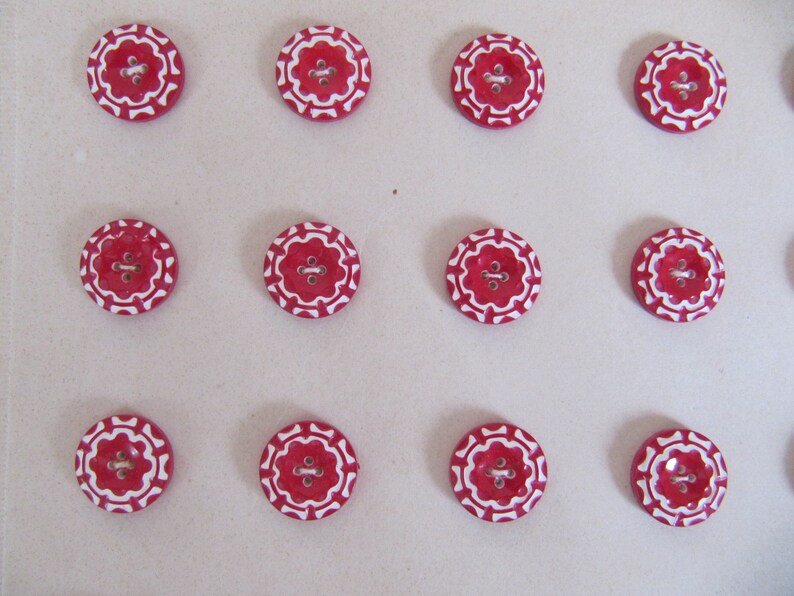 1930s casein buttons 13mm galalith red /& white 12 Christmas peppermint candy button gifts for her 24 vintage Art Deco plastic buttons