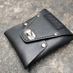 Porte-clés personnalisé fait main en cuir véritable noir épais pour cartes de visite, idées de cadeaux en espèces, initiales