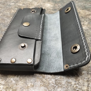 Portafoglio in pelle di vacchetta nera per iPhone 16 Pro max iPhone 16+, mini SE tutti i modelli di cellulare vera pelle di vacchetta tasca porta carte ID passante per cintura