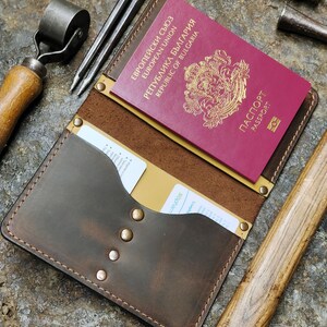 Organizador de viaje Cartera de piel de vaca Marrón oscuro Cuero de Caballo Loco de grano completo Cartera Tarjetas de acceso Efectivo Billetera Billetera Billetera Billete de avión Ideas de regalo personalizadas
