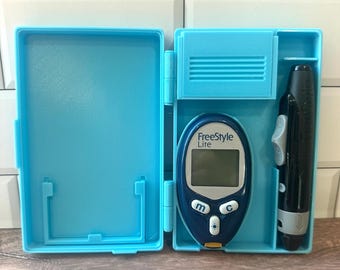 Freestyle Lite Glucose Meter Compatible Case | Diabetes Supply Organizer |