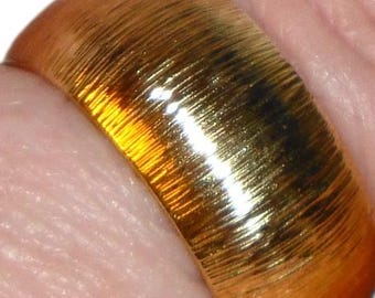 Vintage Avon Florentine Gold Band Ring, Size 9, 1992