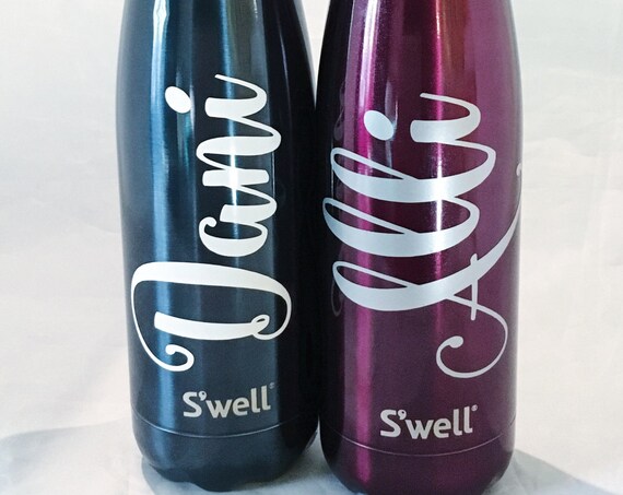 Personalized Name Swell Bottle - Bridesmaids, Groomsmen, Teacher, Sorority, Wedding, Swell Bottle