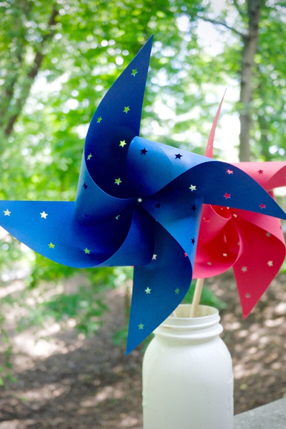 12 Star Spinning Pinwheels