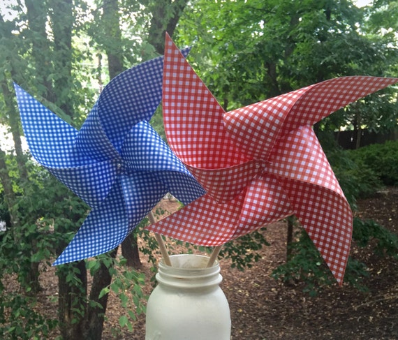 20 Gingham Spinning Pinwheels