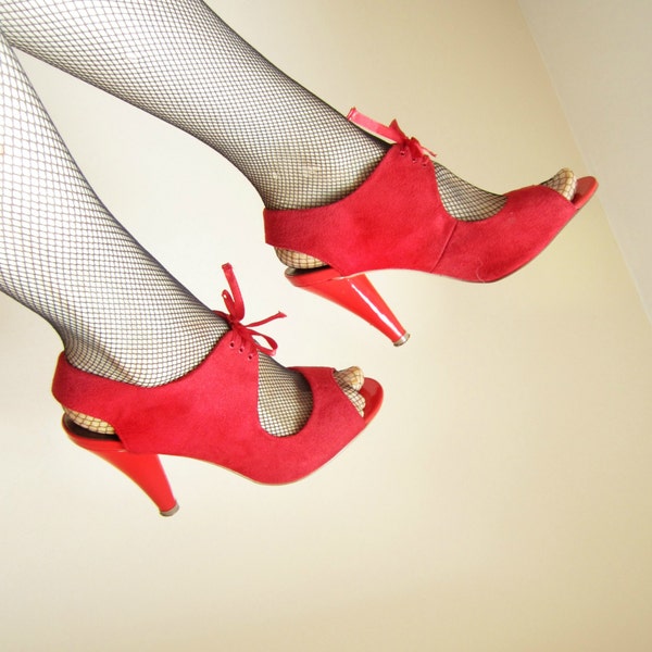 los 80 rojo Peep toe zapatos