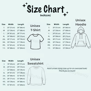 Op de afbeelding: Maattabel voor unisex T-shirts, hoodies en sweatshirts. Afmetingen in inches en centimeters. Inclusief maatdetails voor S, M, L, XL, 2XL, 3XL, 4XL en 5XL. Met illustraties van elk kledingstuk.