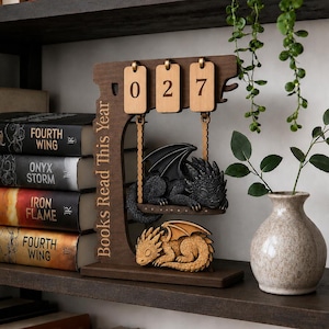 Personalisiertes Tairn und Andarna Buchlesungs-Tracker-Zeichen, vom vierten Flügel inspiriertes Drachen-Bücherregaldekor, Fantasy-Büchergeschenk für Leser