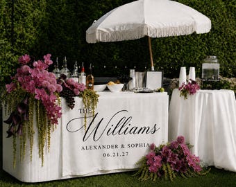Personalized Last Name Table Runner, Custom Linen Wedding Banner, Elegant Reception Decor