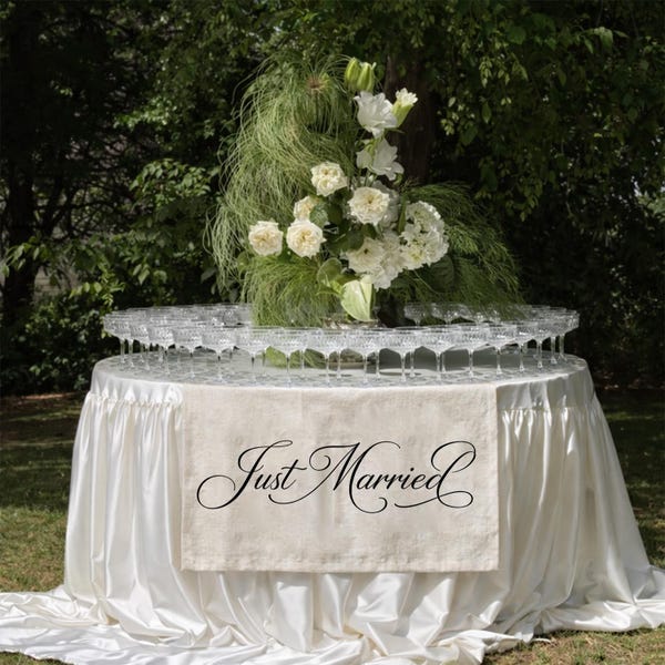 Personalized Wedding Table Runner, Custom Last Name Linen Banner