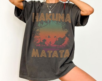 Camiseta retro de Disneyland Hakuna Matata, camiseta de Animal Kingdom, camiseta de Disneyland El Rey León, camisetas familiares de Disneyland