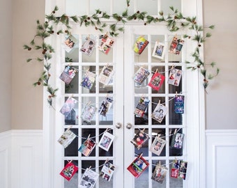COLLAGEE Christmas Card Holder GIFT Display Door Gallery Over the Door Adjustable Collage System Kids 3D Artwork Photos Postcards & More